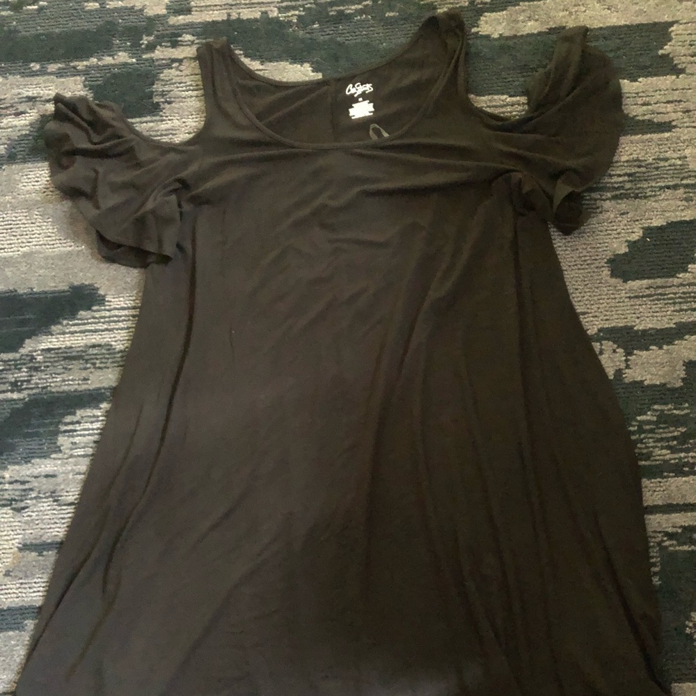 Women’s cold shoulder dress